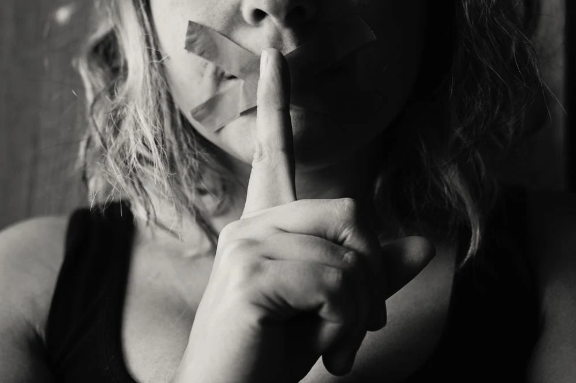 過失犯罪心理和故意犯罪心理的區(qū)別