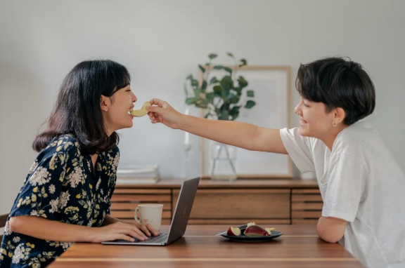 缺乏安全感的女生的表現(xiàn)