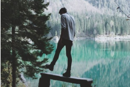 燈光測(cè)你的抗壓性