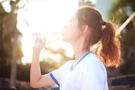 測(cè)試校園中毒事件你會(huì)中槍嗎