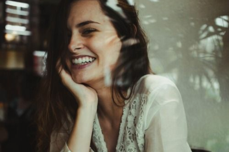 你是哪個(gè)帶的出去的女友嗎？