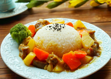 心理測試：假如你餓了三天，會吃哪碗飯？測你命中缺什么？