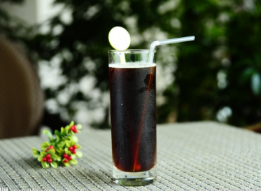 心理測(cè)試：在沙漠渴了一天，最想喝哪杯飲料，測(cè)你最近有什么好事到來(lái)