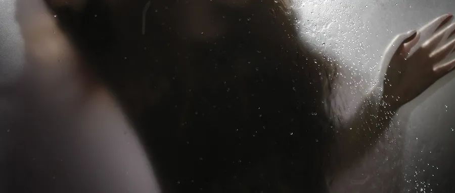 存在主義心理治療視角看女大學(xué)生自虐式減肥成癮過程
