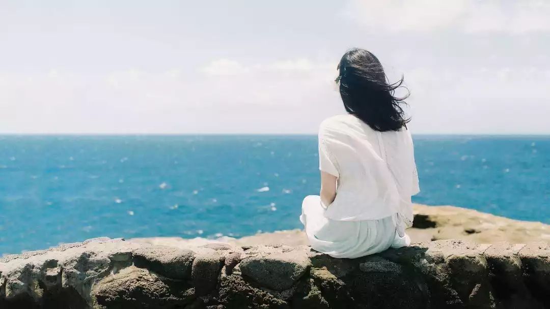 女生離婚后，如何面對(duì)以后的生活?