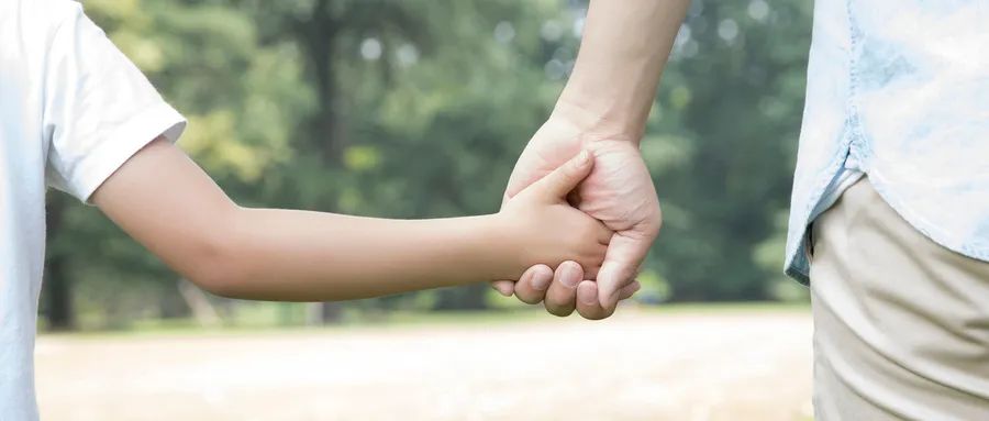 如何理解喪偶式育兒中男性的處境？