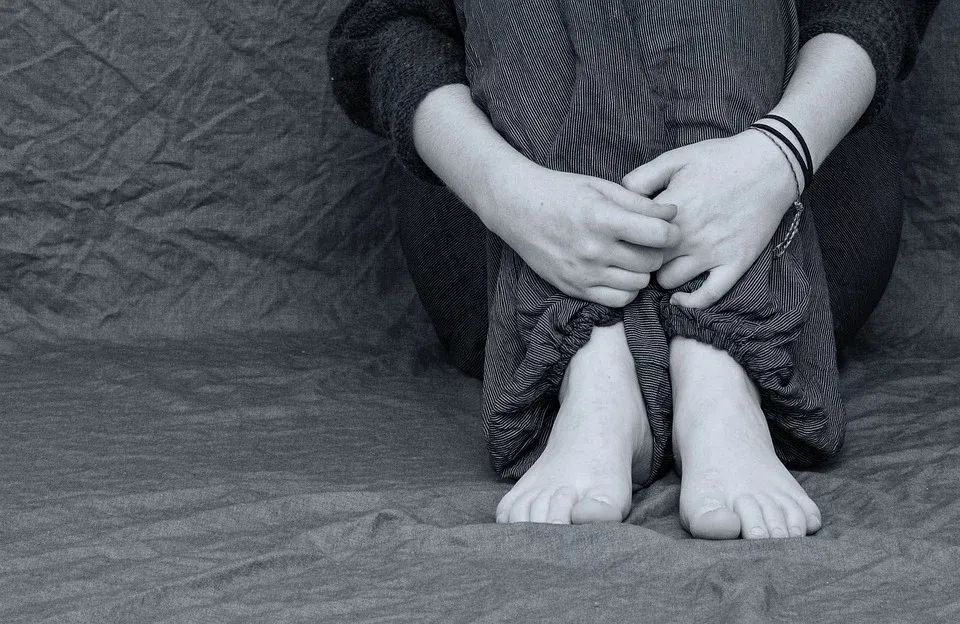 你是那個一風(fēng)吹草動就百度的人嗎？