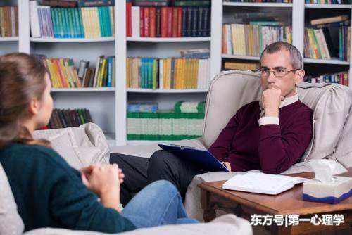 該如何選擇一個合適你的心理咨詢師？