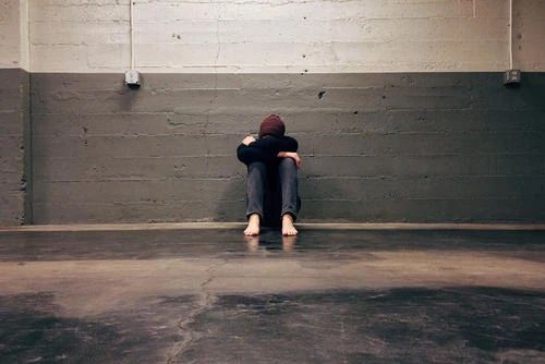 那些無法被你表達(dá)的憤怒，將會變成自我攻擊傷害你