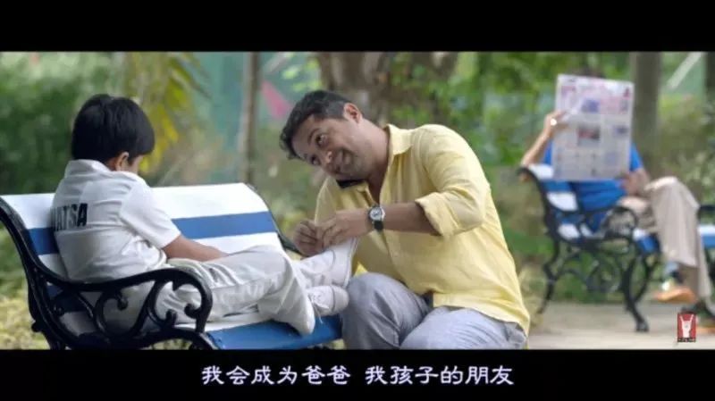 如何與孩子談?wù)撔越逃拿舾性掝}？