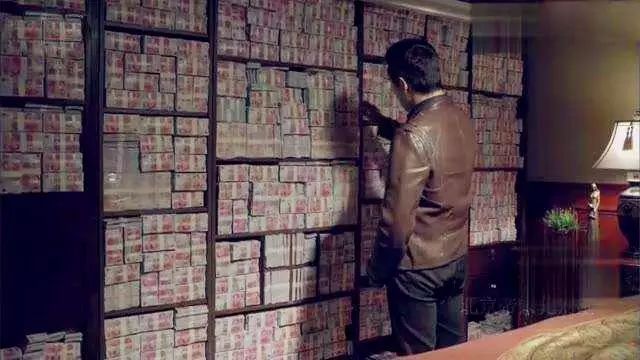 小官巨貪背后的心理學原因