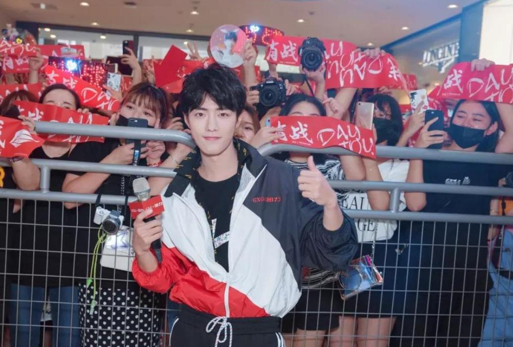 追星和偶像崇拜心理的3個潛意識原因
