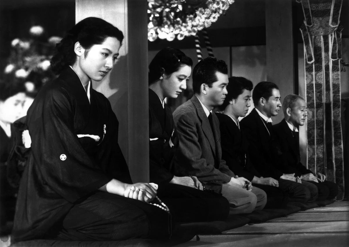 從經(jīng)典電影《東京物語》談起家庭的愛恨情仇