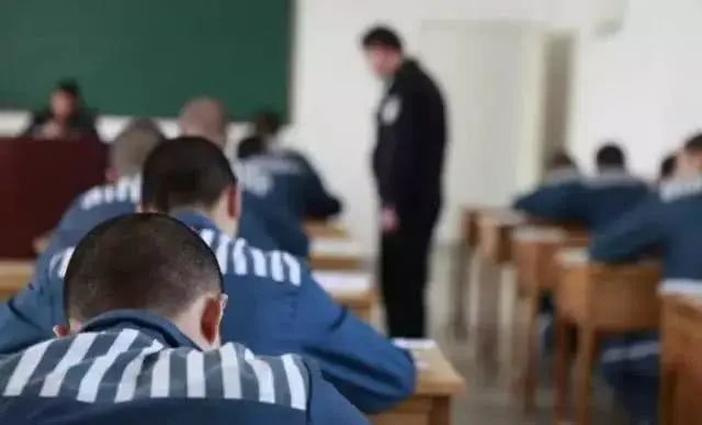 犯罪心理分析：弒母少年為何會(huì)走上犯罪之路？