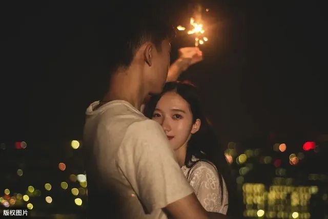 什么是“假性親密關(guān)系”以及都有哪些表現(xiàn)？