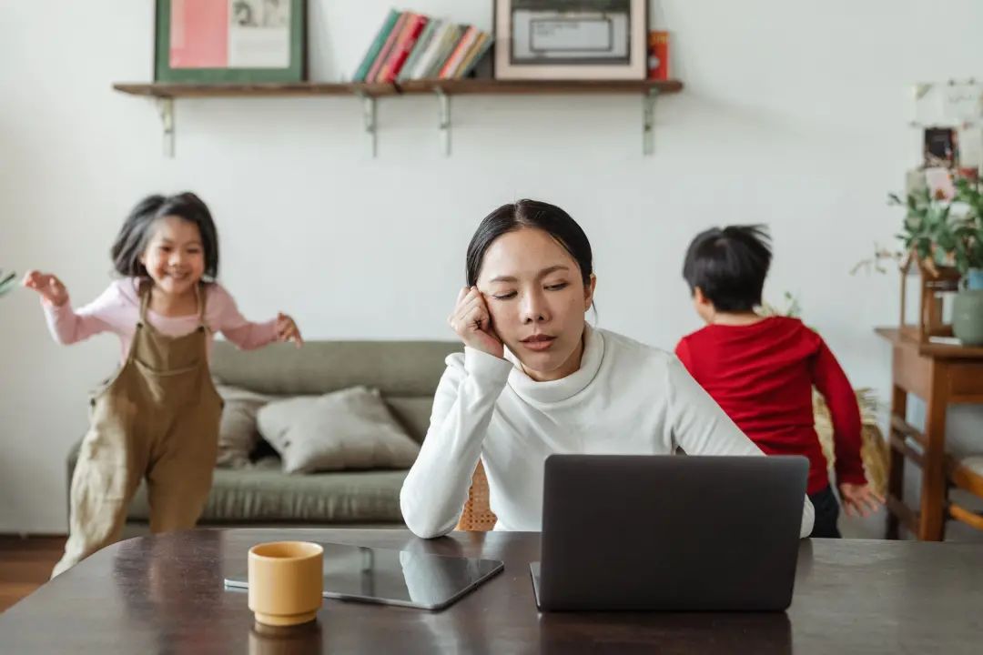 父母該如何面對孩子發(fā)脾氣？