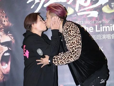 單親媽媽帶大的兒子，就一定是媽寶男嗎？