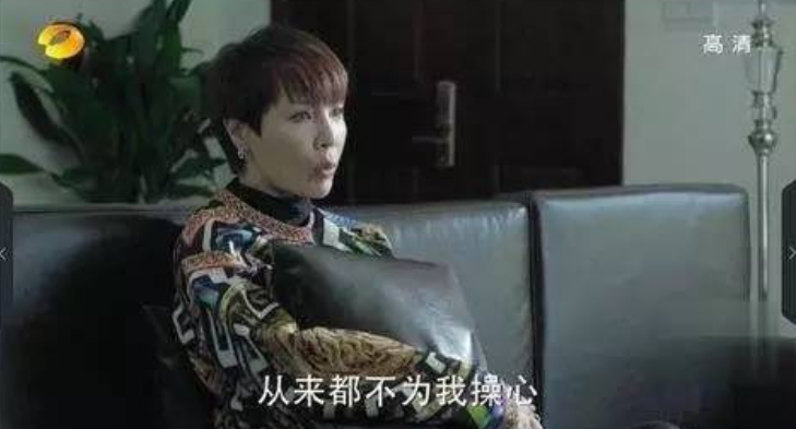 婚姻最真實(shí)的一面，都跟“偽裝”有關(guān)