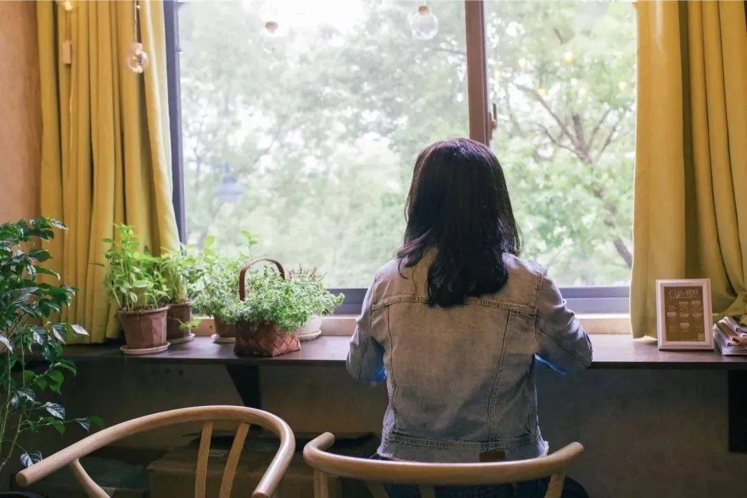 為什么你容易被別人的話動搖決心？