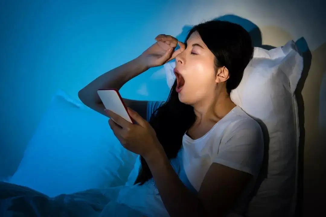 怎么樣才能改掉熬夜這個(gè)毛??？