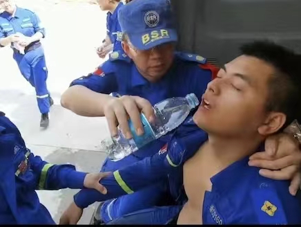 英雄是什么？在我看來他們都是塵埃里的英雄