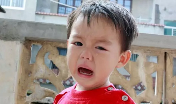 小孩哭泣怎么辦 可以允許小孩子哭嗎