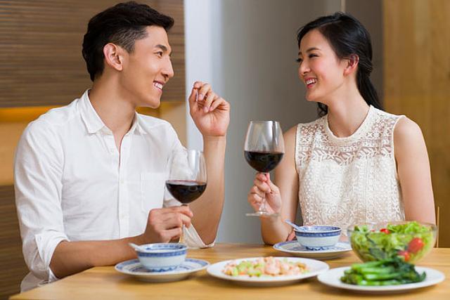 男生默默喜歡女生表現(xiàn)，有什么特征？