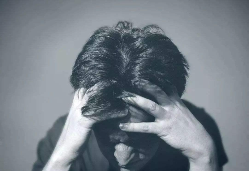 焦慮型人格障礙主要表現(xiàn)是什么樣的