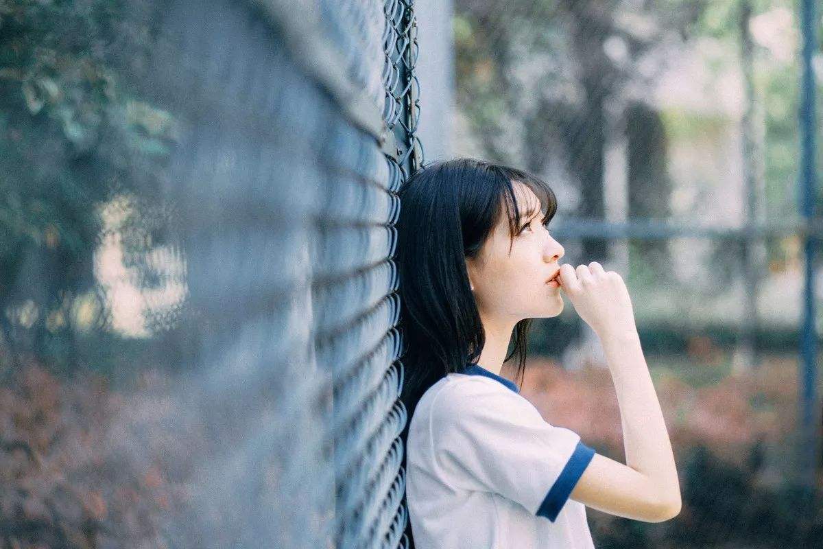 成年初期的女性最需要男性情感支持的原因及心理機(jī)制