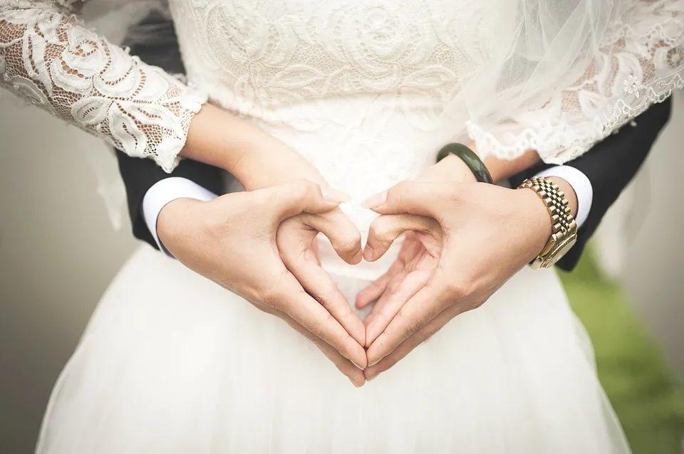 心理咨詢師如何通過婚姻治療改善婚姻質(zhì)量